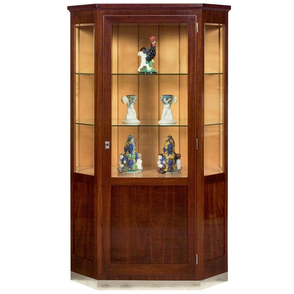 Showcase, Kunstmöbeltischlerei H. Irmler Wien, Vienna Secession, around 1905 For Sale