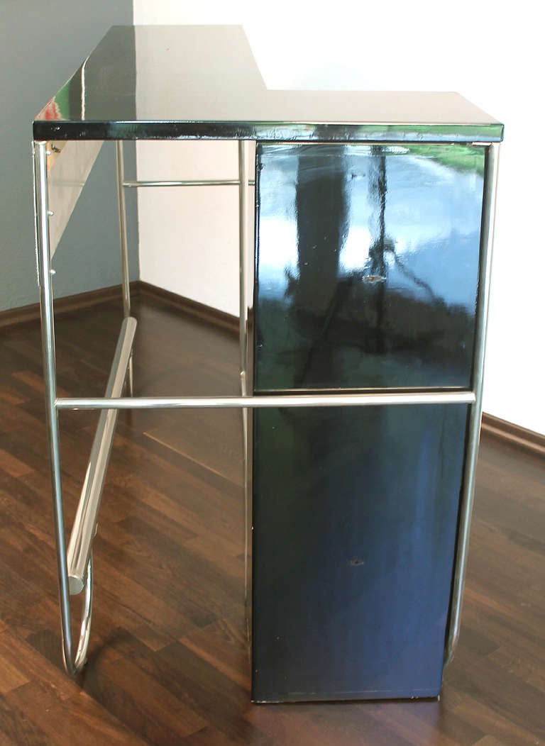 Large Art Deco Bauhaus Tubular Chrome Bar Counter, Deskey Ruhlmann Era,  For Sale 4