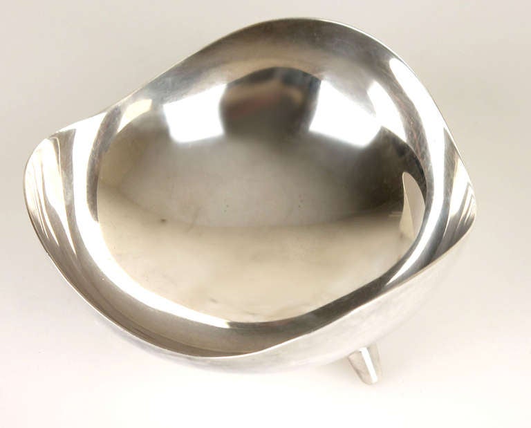 Mid-20th Century Danish Modern Hans Jensen Silver Plated Trinket Vide Poche Bowl, 1960s Design For Sale