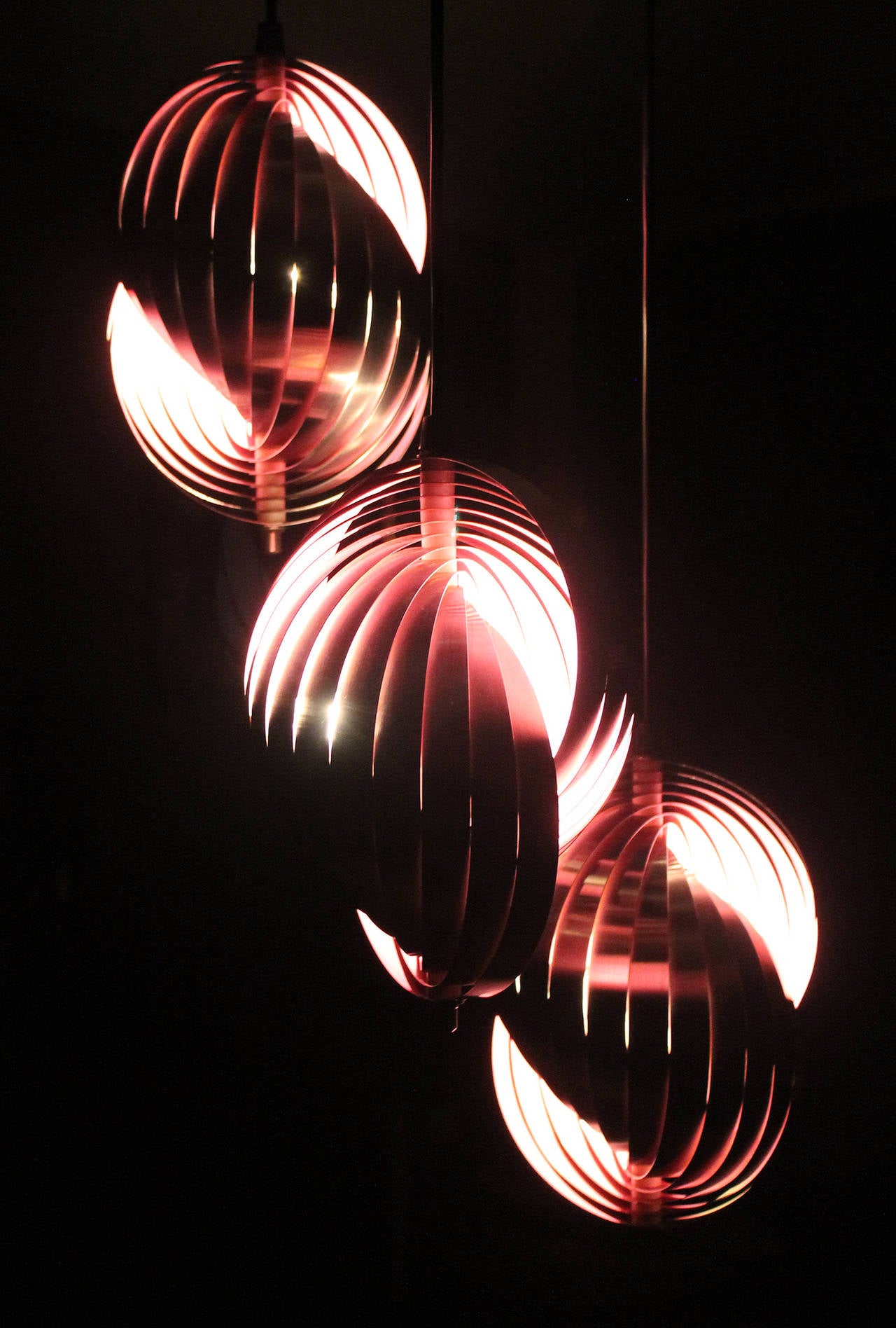 Larege Danish Modern Lyfa Sculpture with 3 Twisted Steel Pendants Lights, 1960s  For Sale 1