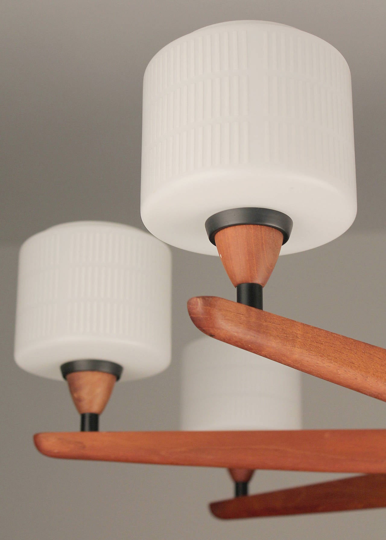 Danish Modern Luxus Teak Chandelier Modernist Glass Ceiling Lamp 60s 50s 2