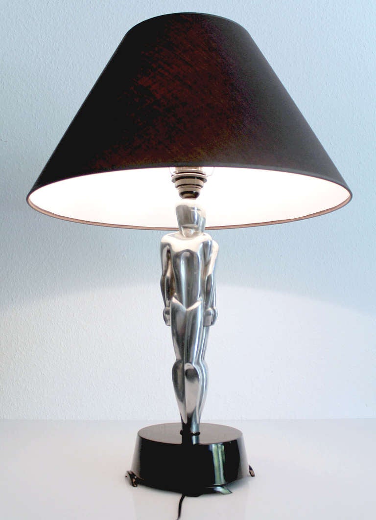 American Pair Large Art Deco Machine Age Sculpture Table Lamps, 1930s Modernist Lights For Sale