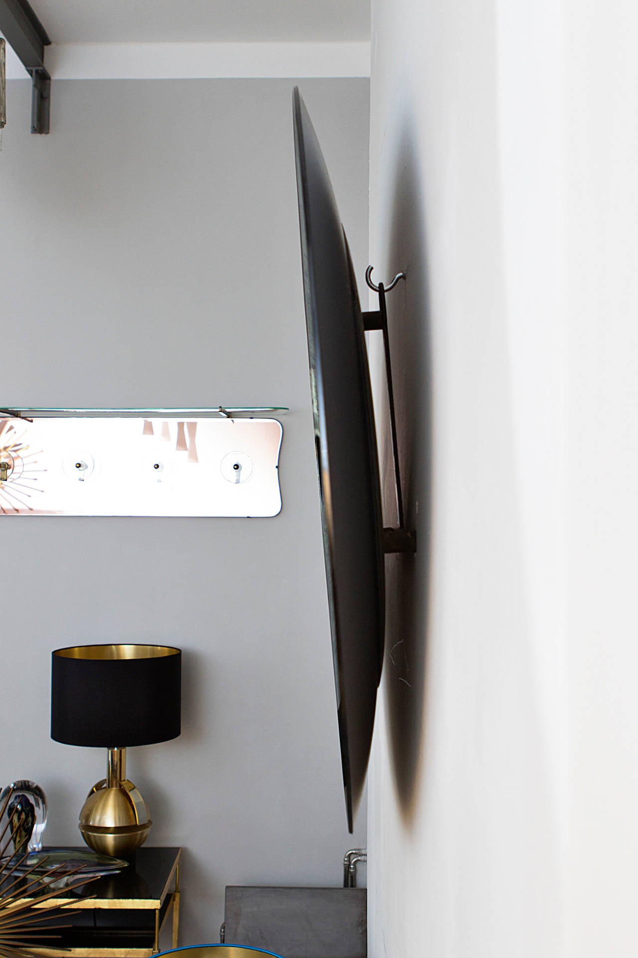 Trempé Fantastique miroir concave de l'artiste français Christophe Gaignon