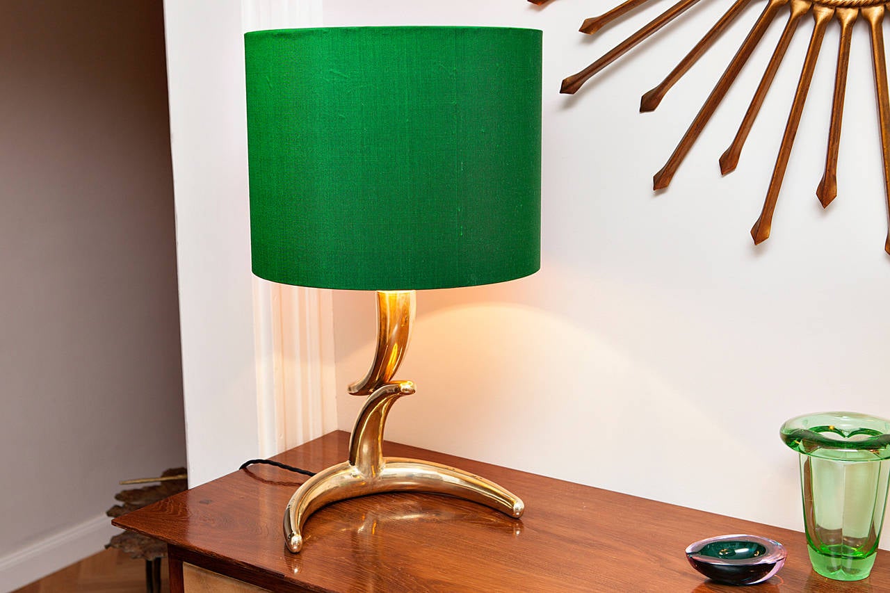 Mid-Century Modern Pair of French Brass Table Lamps in the Style of Philippe Hiquily, circa 1970 For Sale
