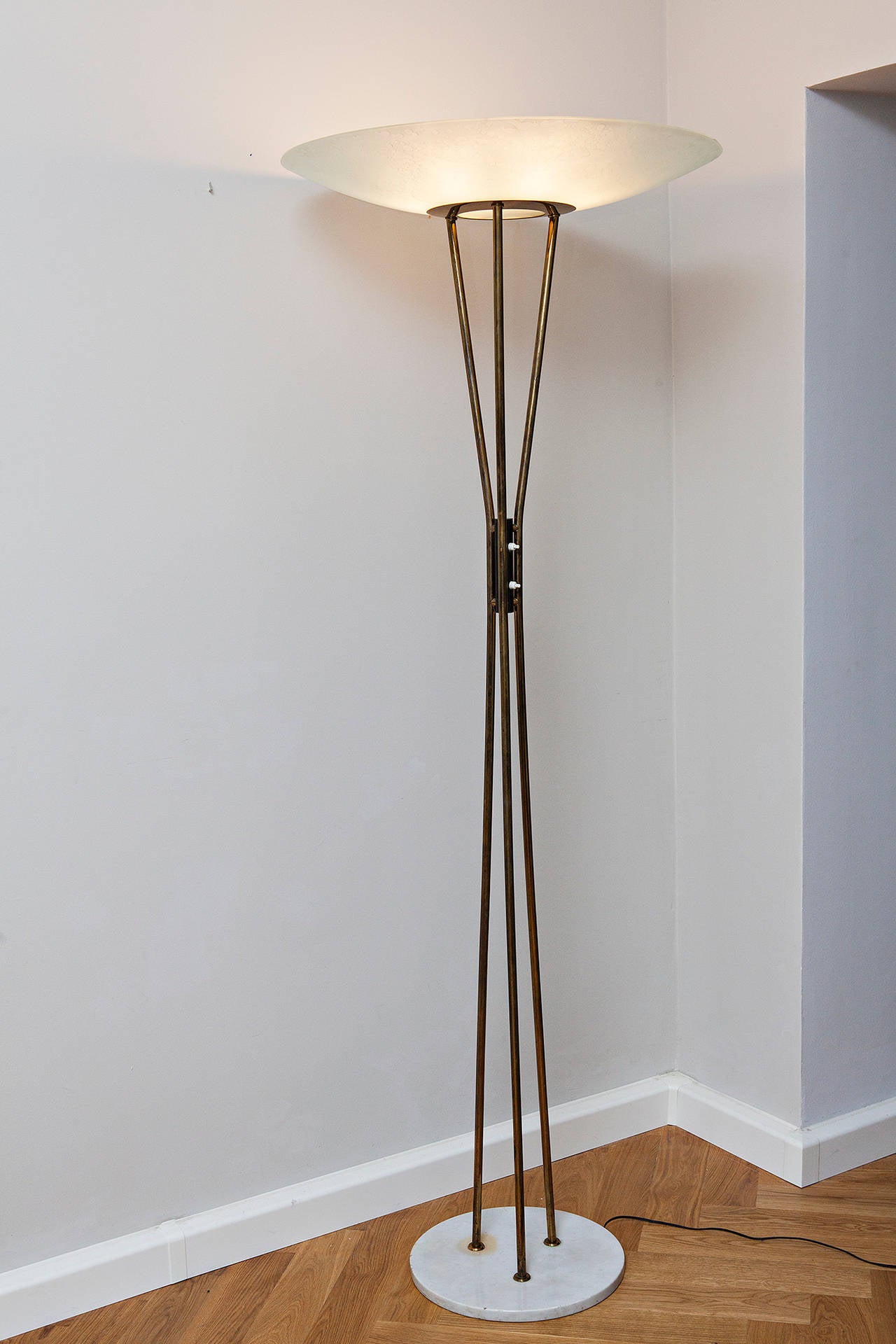 Gaetano Scolari, Floor Lamp, Stilnovo Mod. 4075, Italy, circa 1950 In Good Condition For Sale In Munich, DE