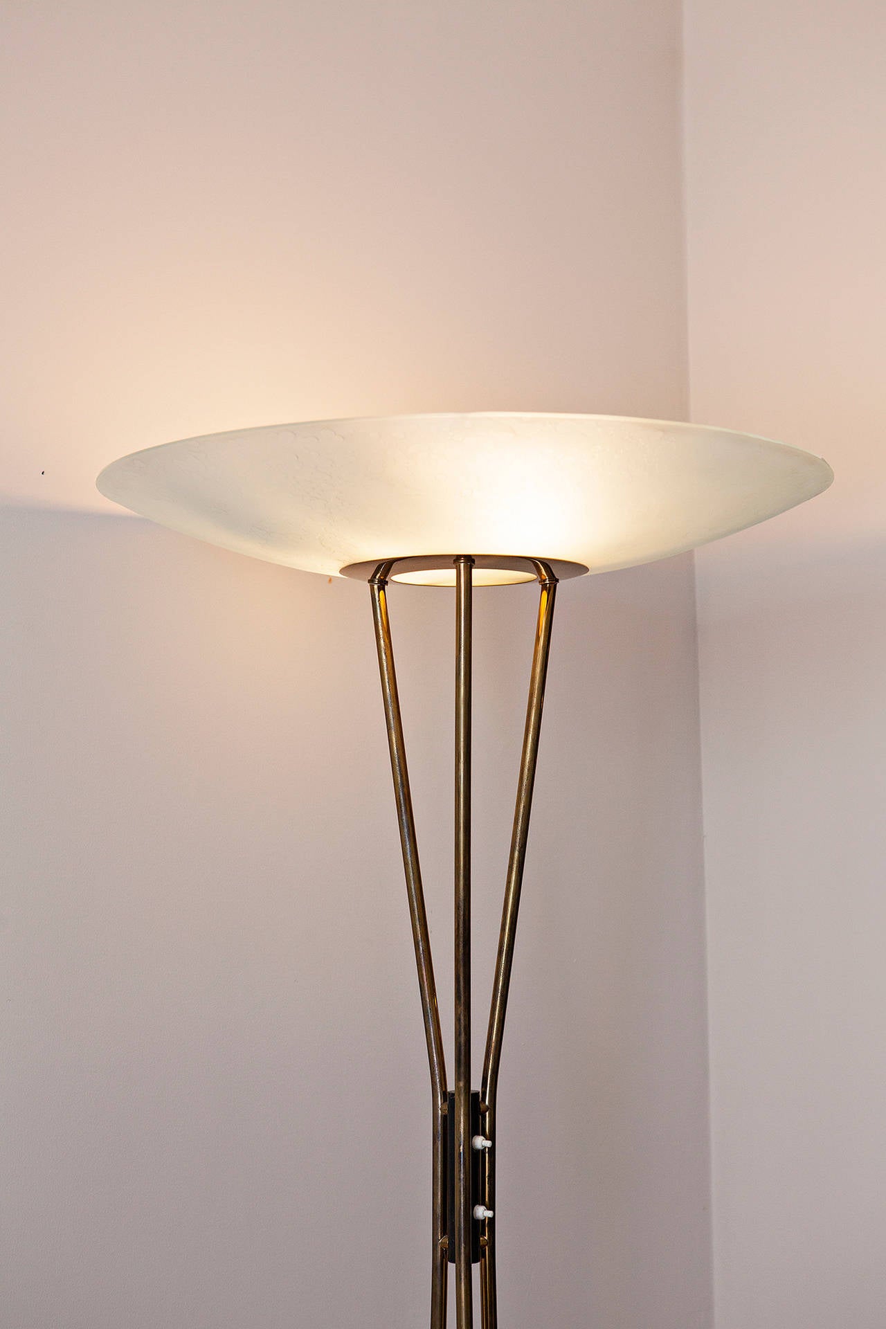 Gaetano Scolari, Floor Lamp, Stilnovo Mod. 4075, Italy, circa 1950 For Sale 1