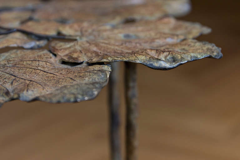 Pair of Leaf Bronze Side Tables In Excellent Condition For Sale In Munich, DE