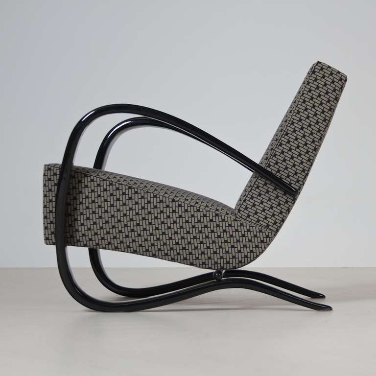 Halabala Lounge Chair In Excellent Condition For Sale In Berlin, DE