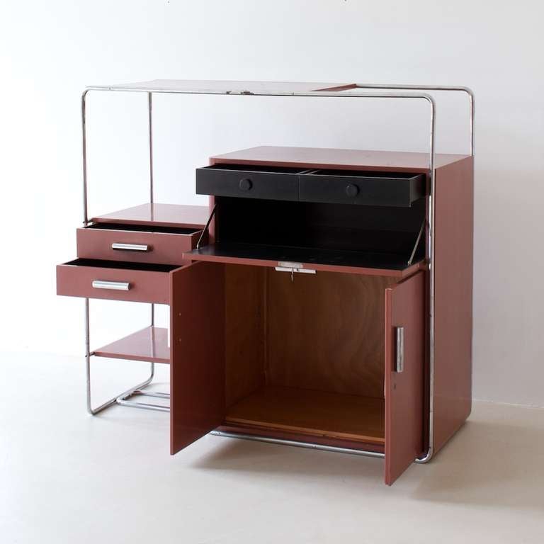 Rare Bauhaus cabinet by Bruno Weil for Thonet For Sale 2