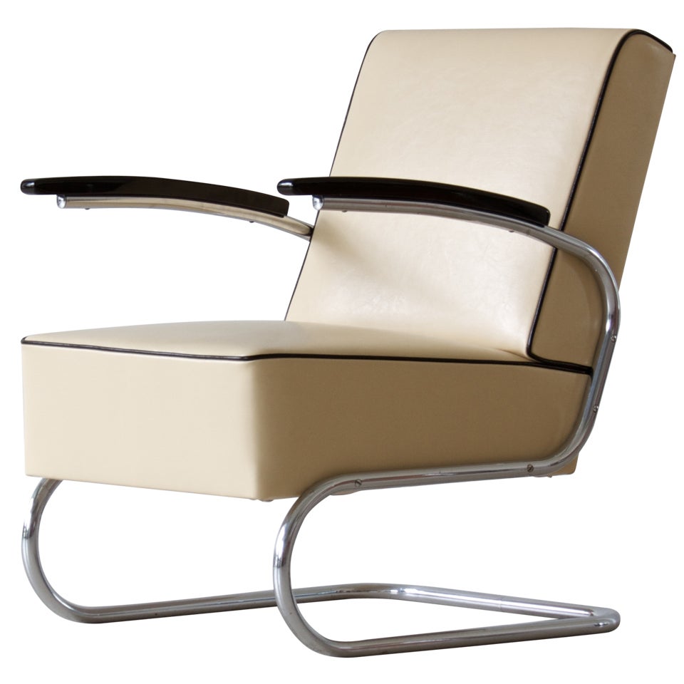 Bauhaus tubular steel lounge chair For Sale