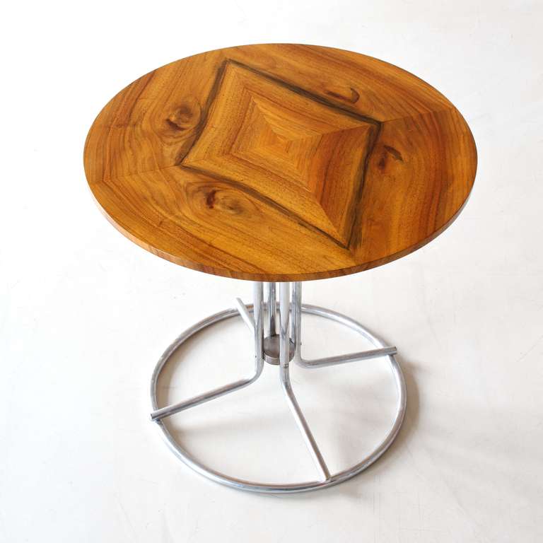 Mid-20th Century Bauhaus Table For Sale