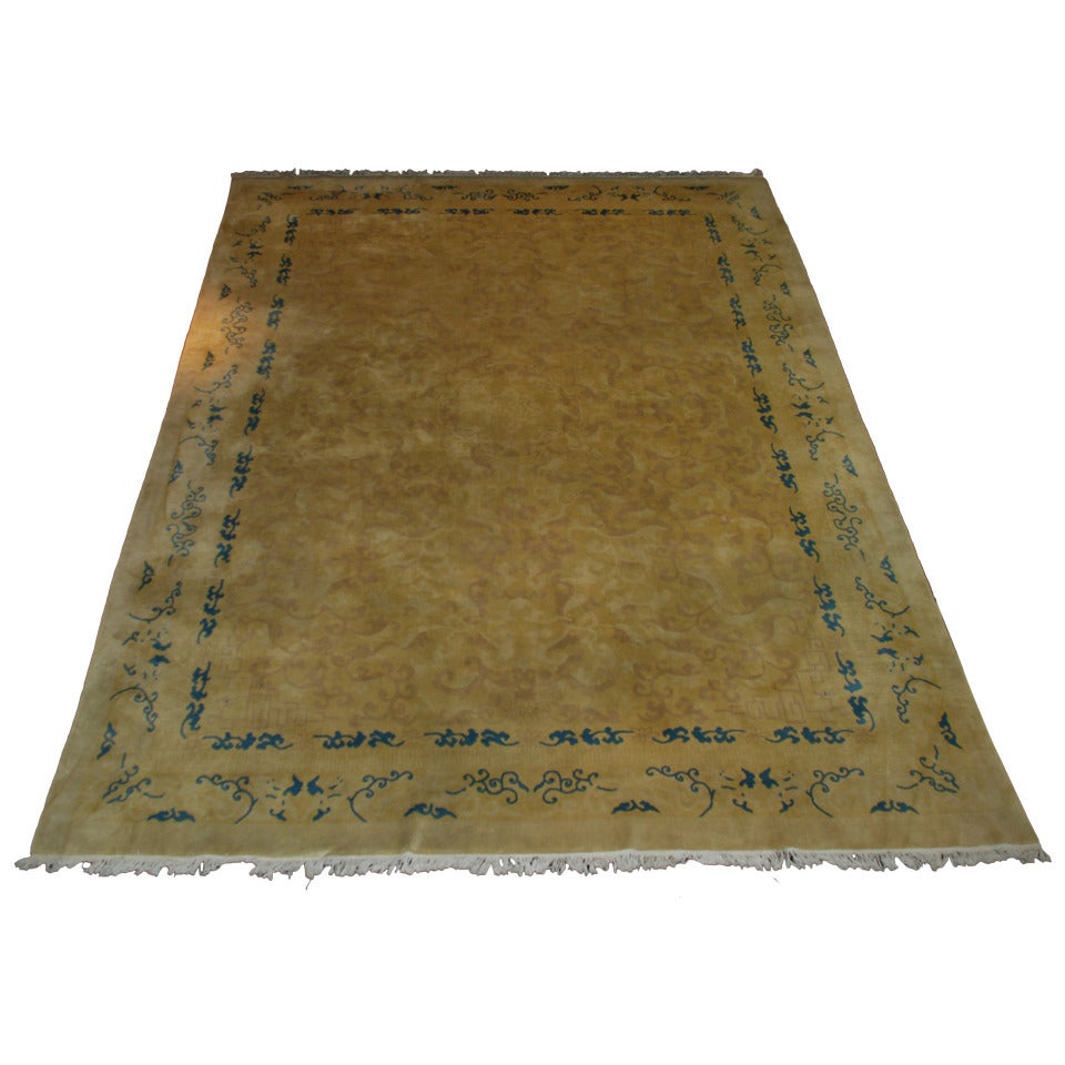 Great Chinese Wool Rug For Sale