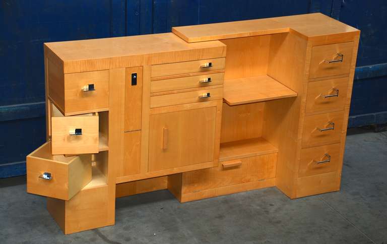 Eileen Gray 1925 