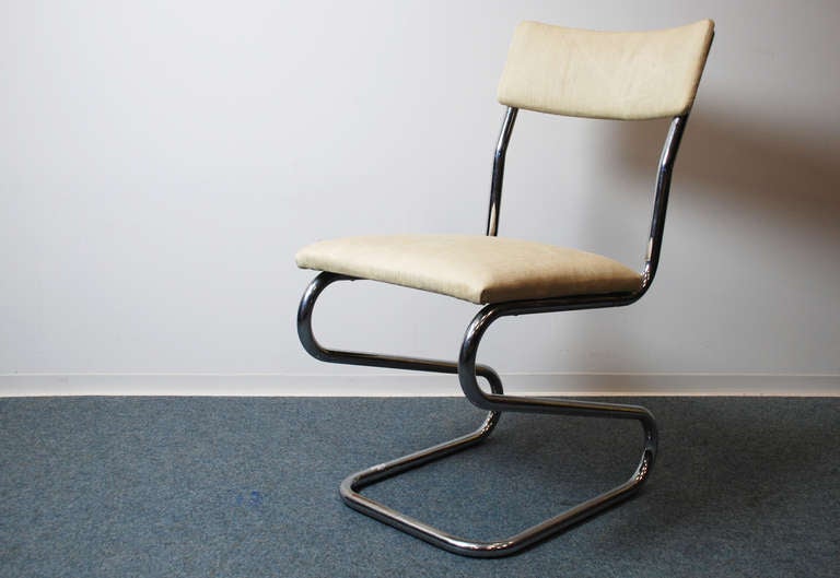 Jindrich Halabala, tubular steel chair, 1930-1931.

Manufacturer: Spojené UP Závody, Tschechoslowakei.