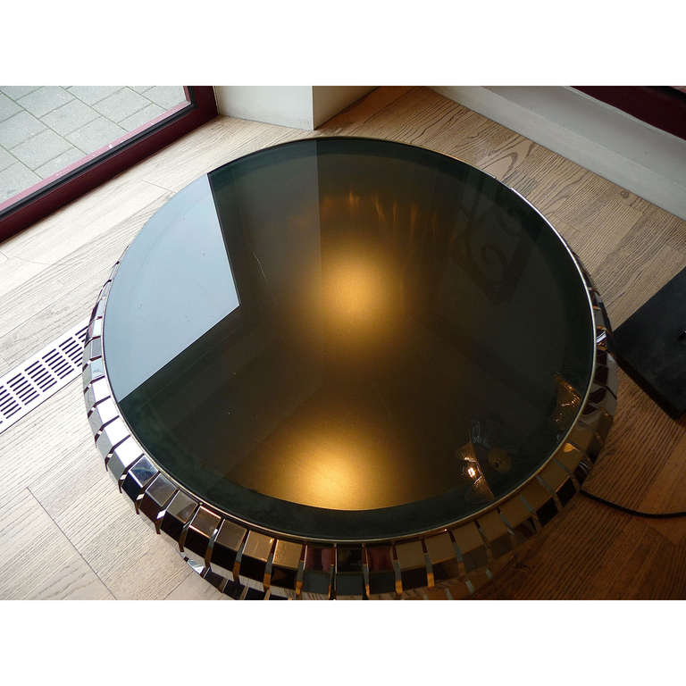 Italian Modernist Illuminated Coffee Table 2