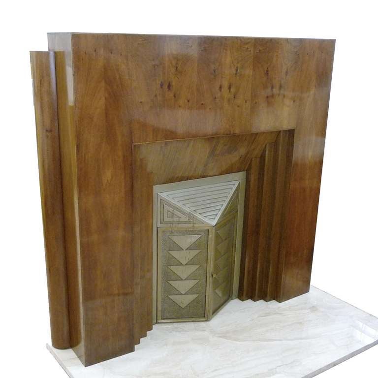 French Art Deco Fireplace Mantel In Good Condition In Bochum, NRW