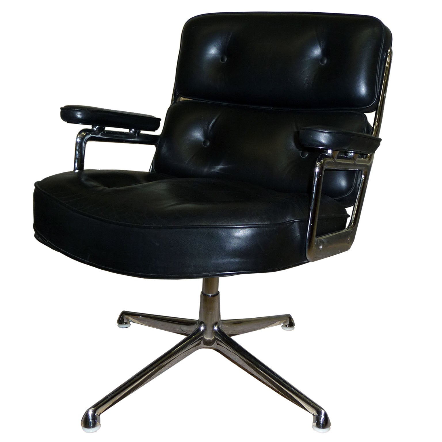 675 Lobby Chair, Charles & Ray Eames for Herman Miller