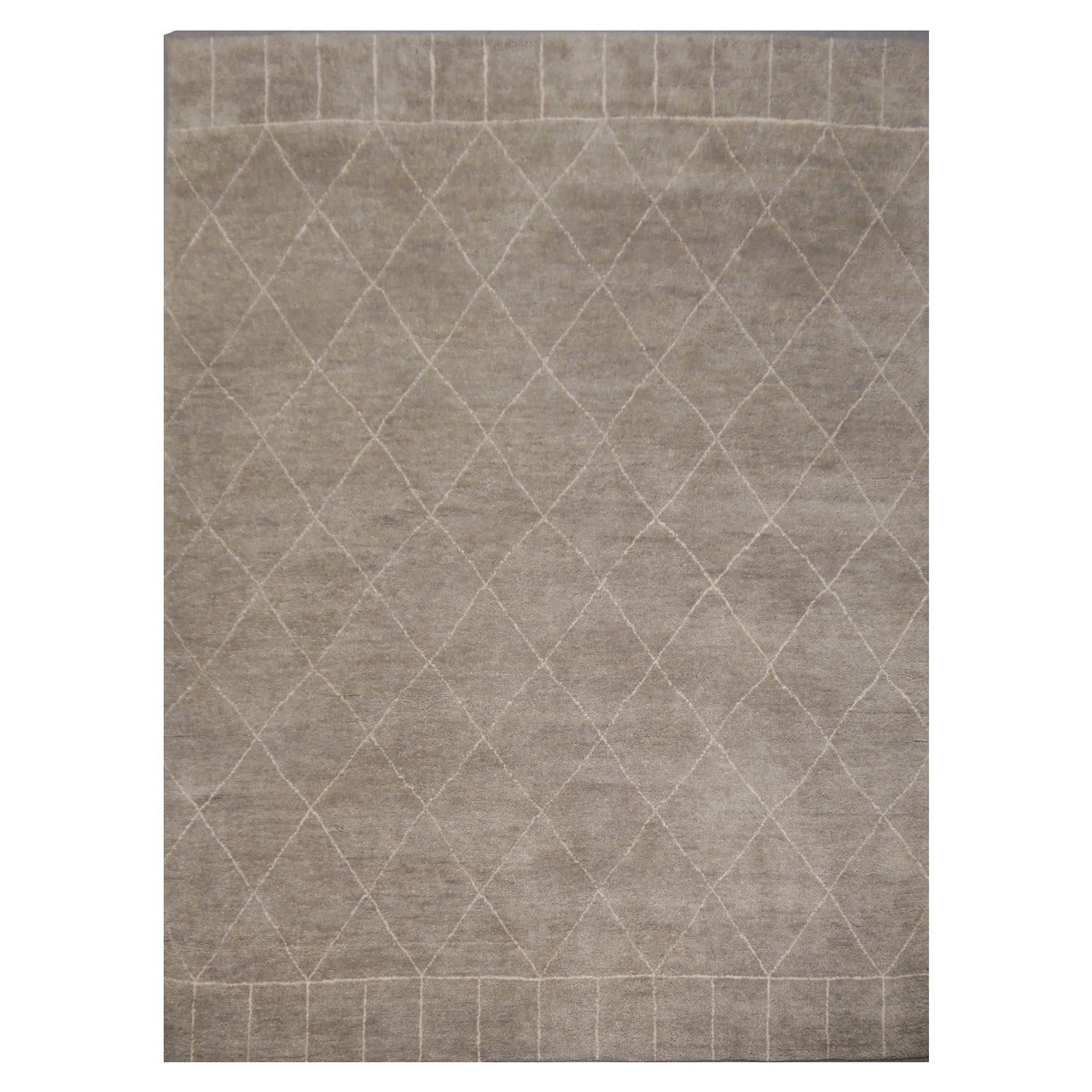 Contemporary Diamond Design Beni Ahmad Carpet