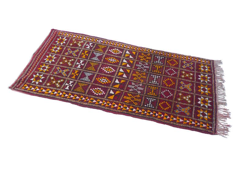 Rare size semi antique tribal rug from the Moroccan mountains. Made by women of the Zemmour tribe, hand-knotted from high quality wool.
About Berber rugs:
Berber rugs and carpets are mainly made in Morocco, Tunesia and Algeria. Largest producers are
