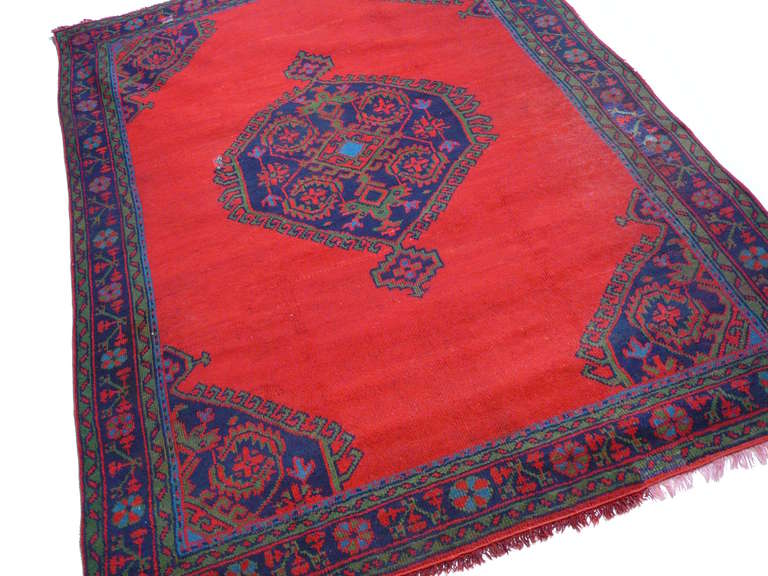 Antigua alfombra turca roja Oushak de finales del siglo XIX Lana en venta