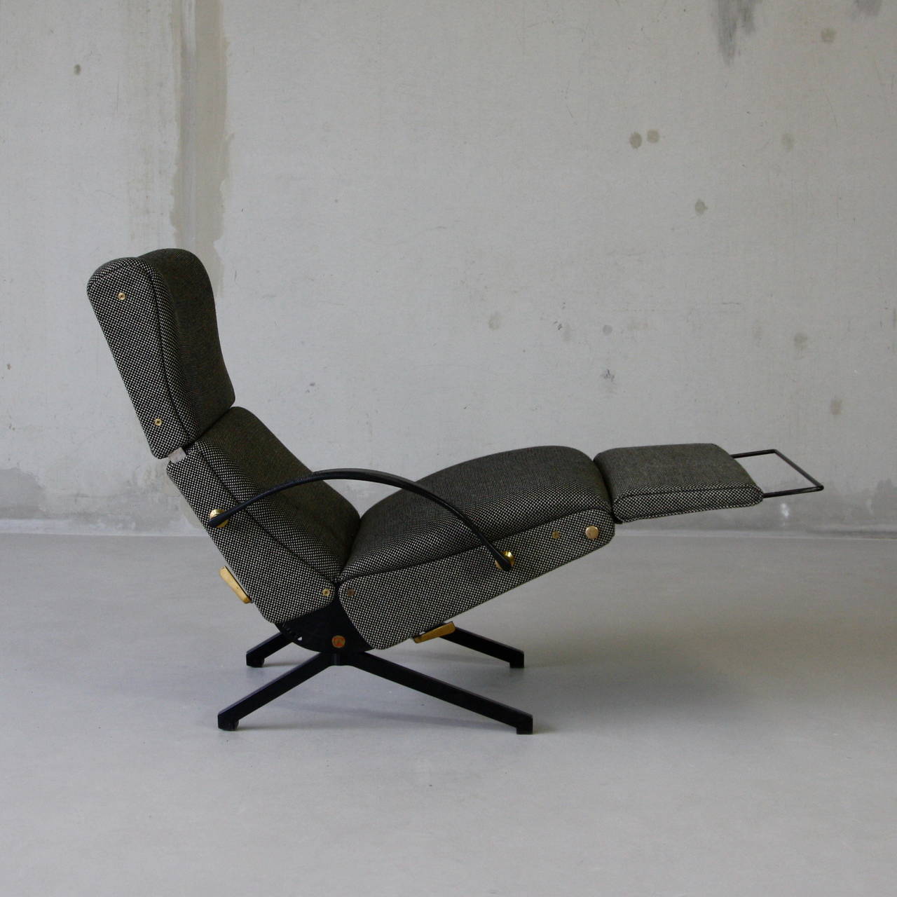 Osvaldo Borsani, Reclining Lounge Chair P40