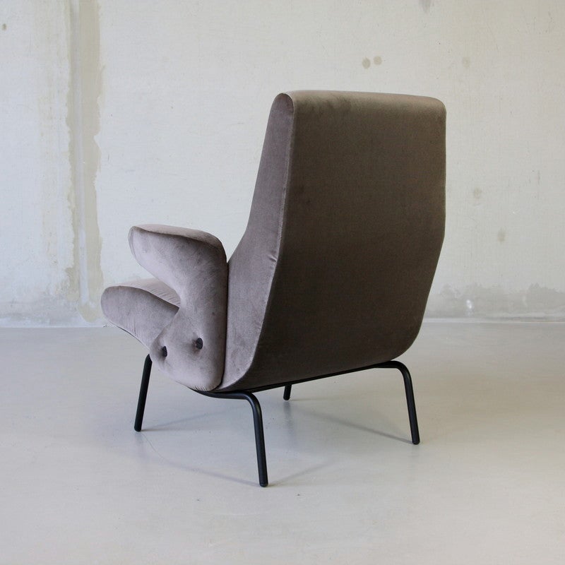 Modern Delfino Armchair by Erberto Carboni For Sale