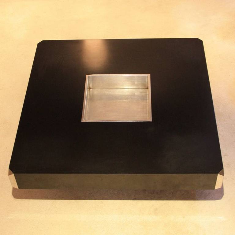 Modern Coffee Table in the style of Willy Rizzo