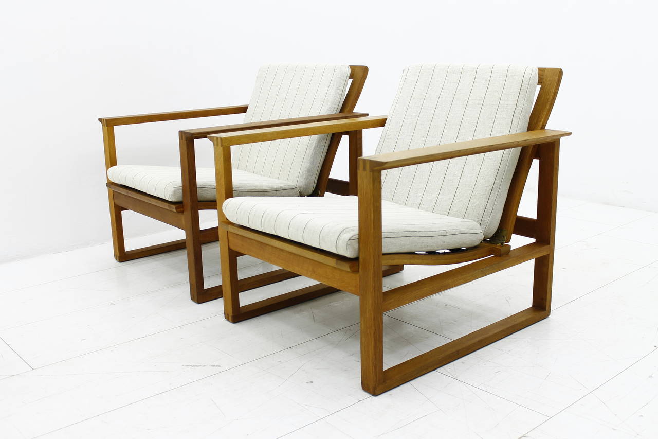 Pair of Danish Lounge Chairs with Footstool by Børge Mogensen 1