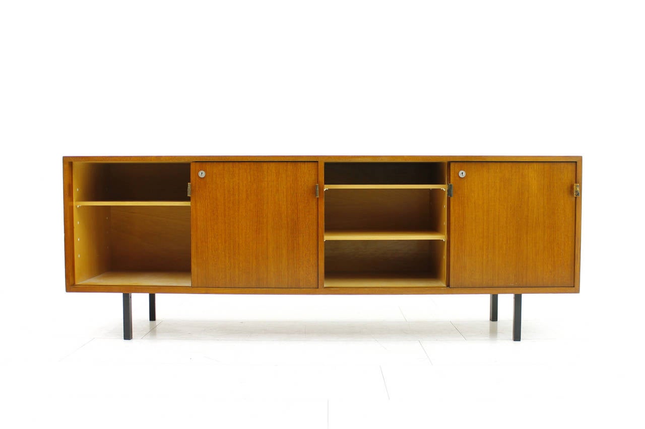 Florence Knoll Teak Wood Credenza or Sideboard 2