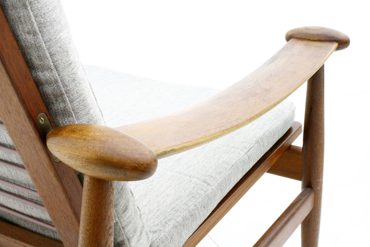 Fabric Pair of Finn Juhl Spade Lounge Chairs, FD 133, Teak, Denmark