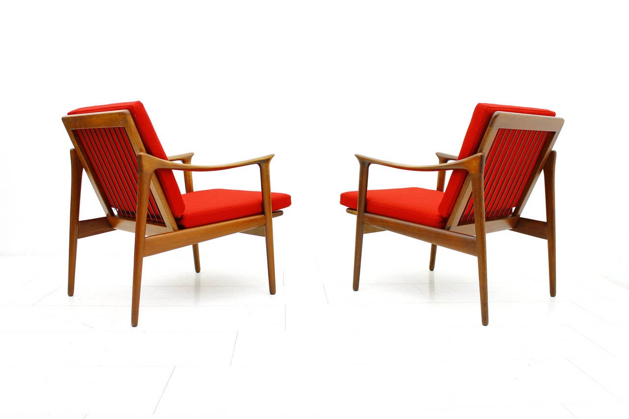Mid-20th Century Pair of Teakwood Lounge Chairs by Fredrik Kaiser, Norway