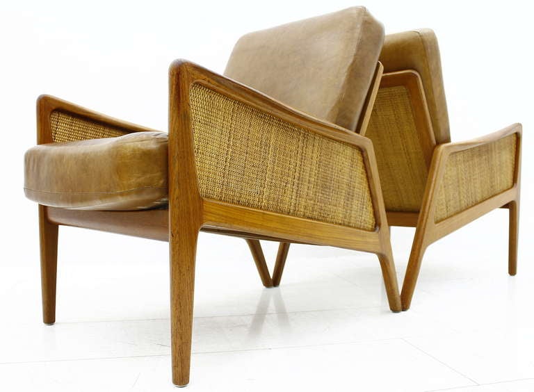 Mid-20th Century A pair Early Lounge Chairs by Peter Hvidt & Orla Molgaard Nielsen, FD 151
