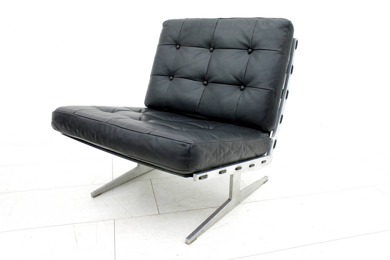 Danish Pair of Lounge Chairs Aluminum and Leather by Paul Leidersdorff, Denmark, 1965 For Sale