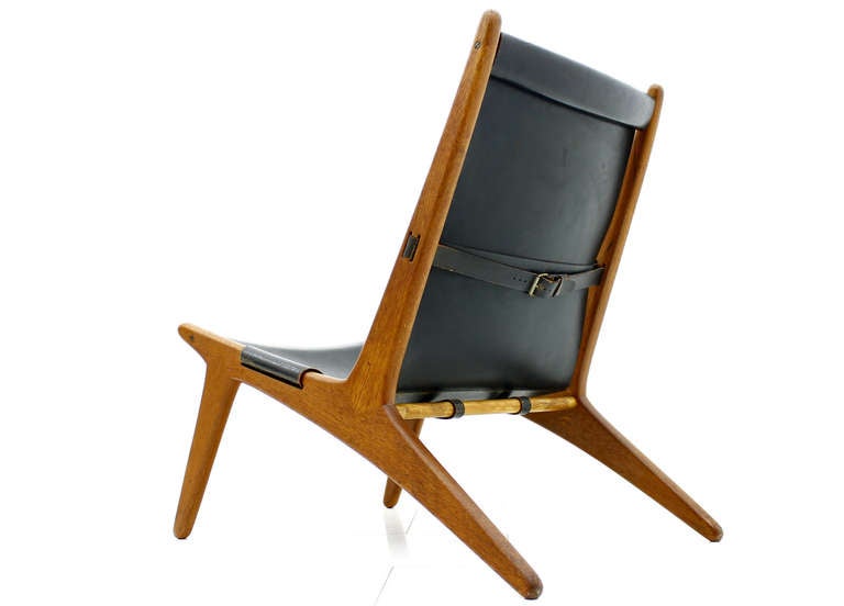 Beautiful lounge chair Model 204 by Uno & Östen Kristiansson 