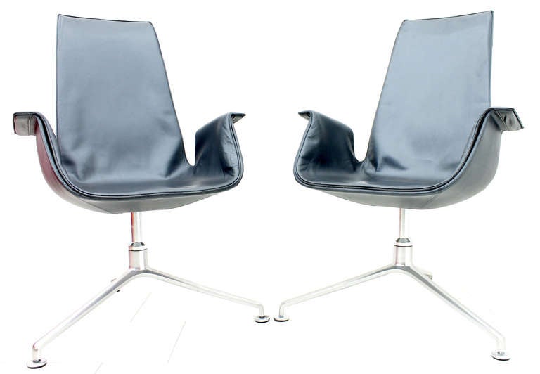 Mid-Century Modern Set of High Back Bird Chairs FK 6725 by Preben Fabricius & Jørgen Kastholm For Sale