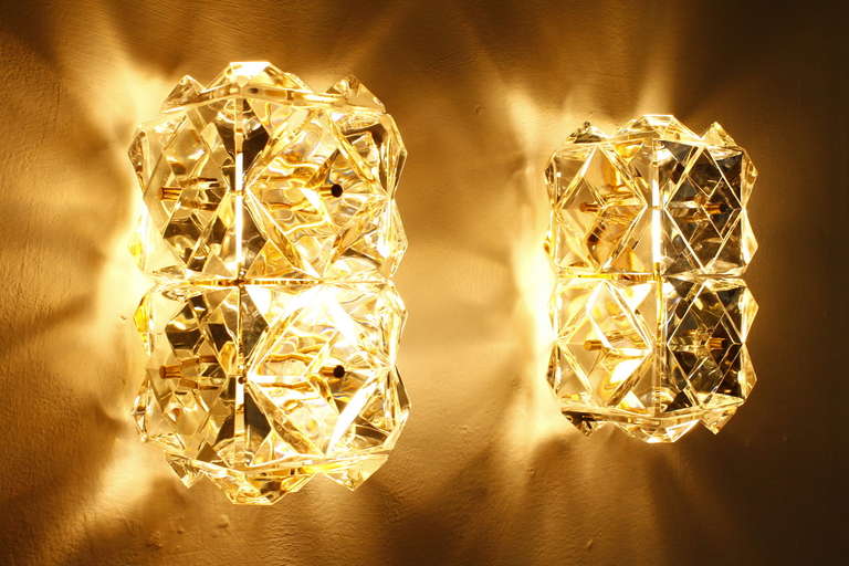 Mid-Century Modern Pair of Crystal Glass Wall Sconces