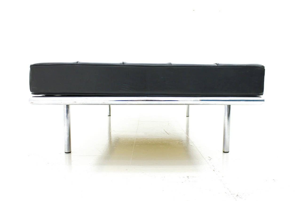 American Rare Barcelona Daybed by Mies van der Rohe 258 with Metal Frame, Knoll 1962 For Sale