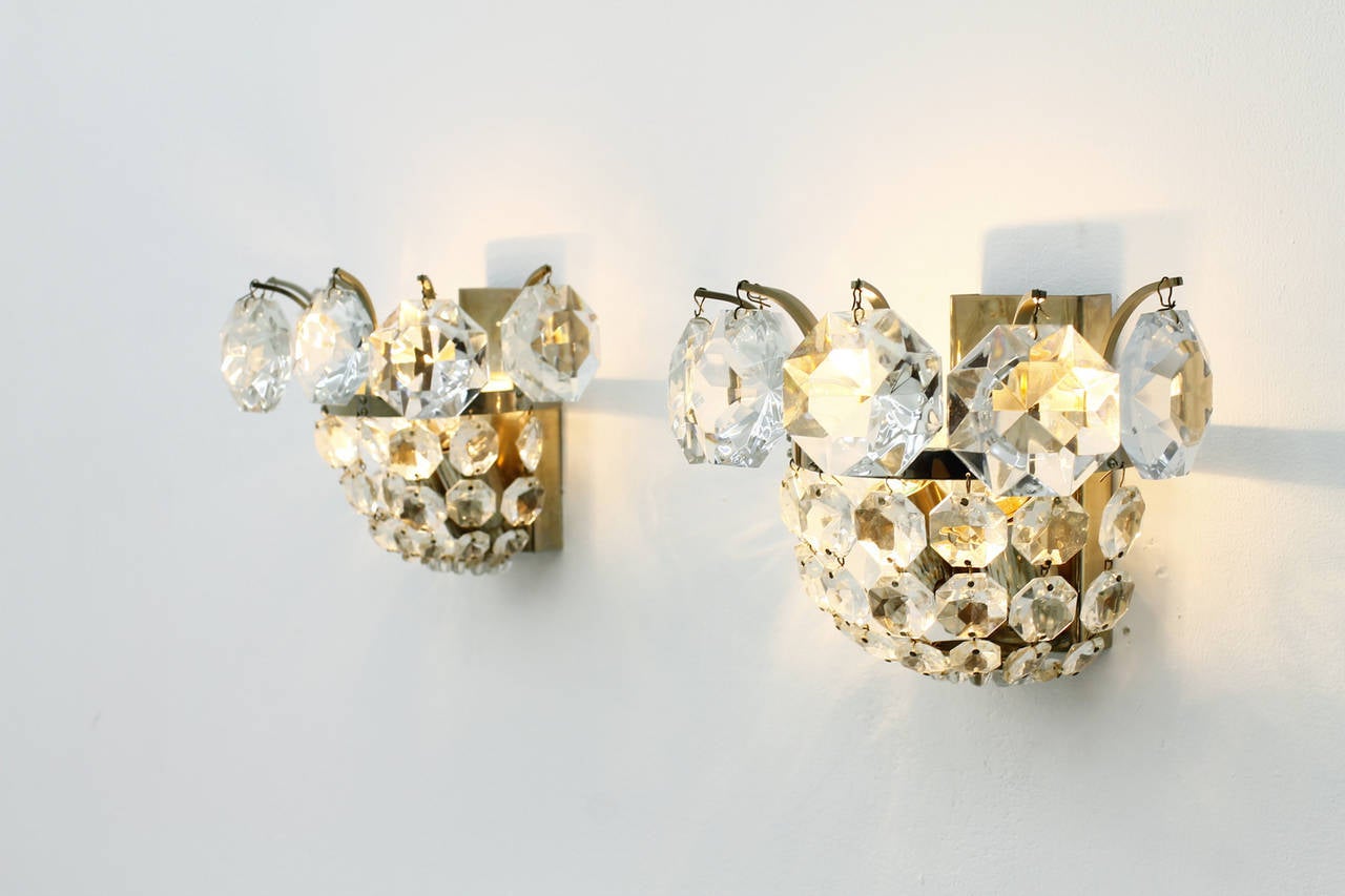 One of Four Wall Lights by Bakalowits Crystal and Nickel, Austria, circa 1960s For Sale 2