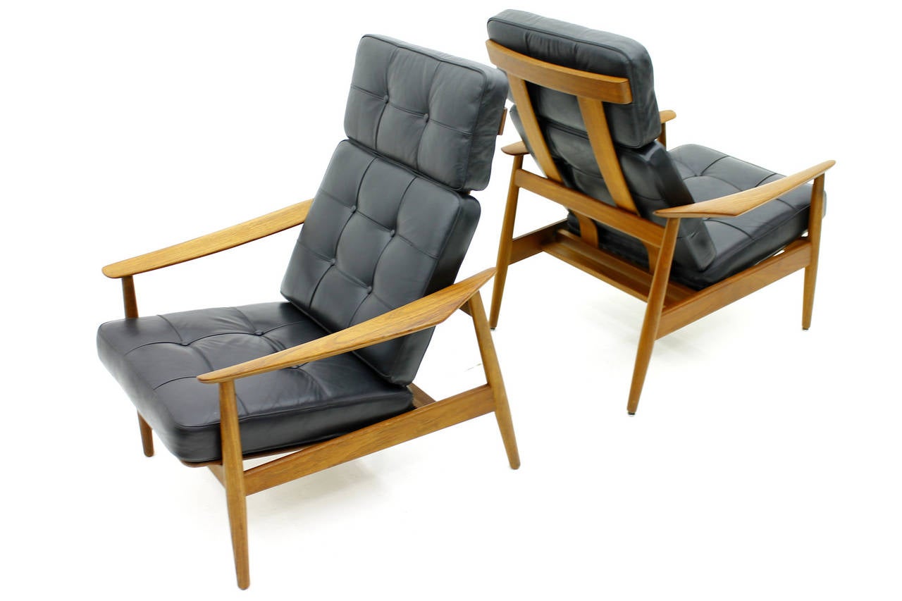 reclining easy chair