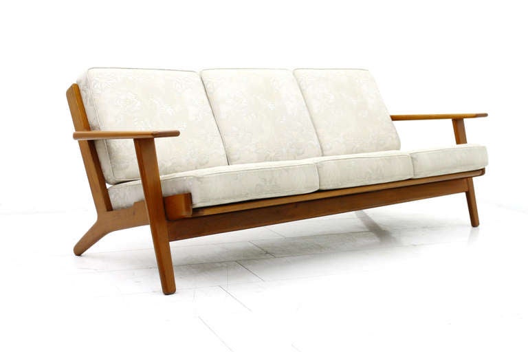 Mid-20th Century Teak Sofa by Hans J. Wegner for Getama, GE 290, Denmark