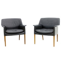 Pair of Danish Leather Lounge Chairs by Ejnar Larsen & Aksel Bender 60s 
