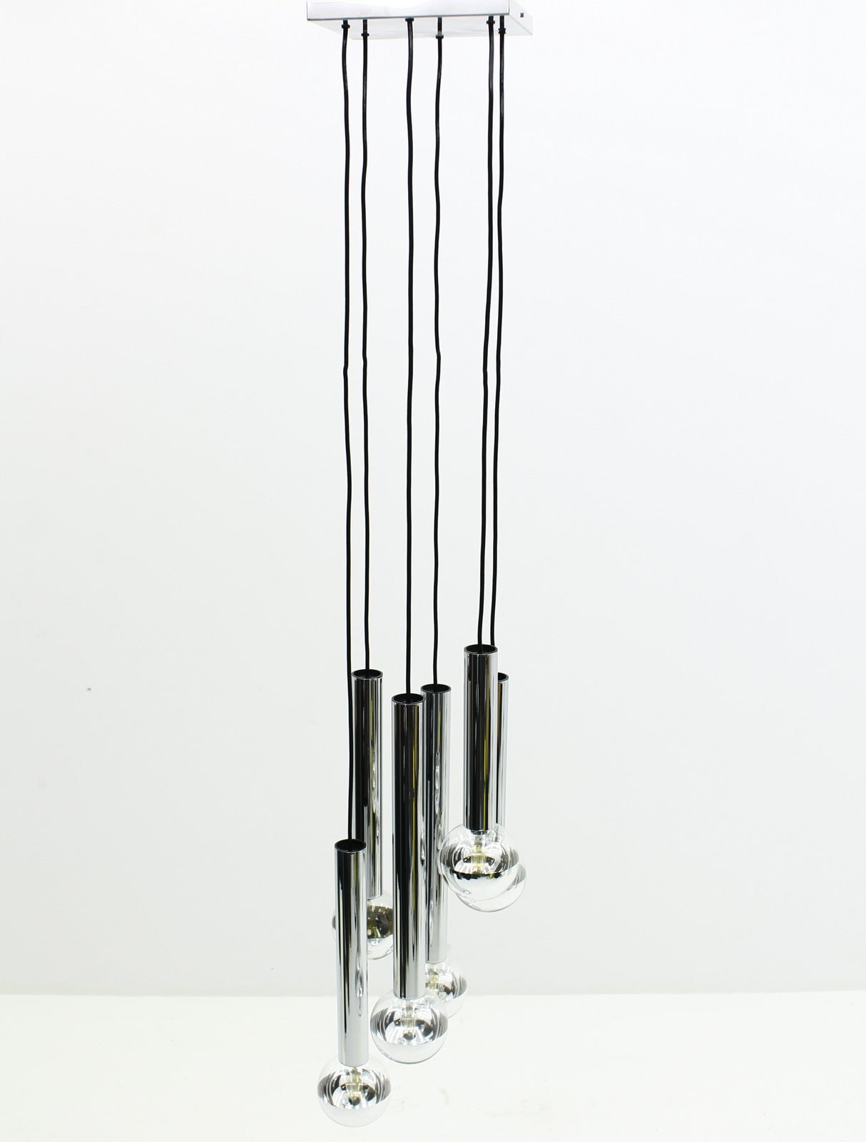 Chrome and Glass Cascade Chandelier by Motoko Ishii for Staff, 1970s In Good Condition For Sale In Frankfurt / Dreieich, DE