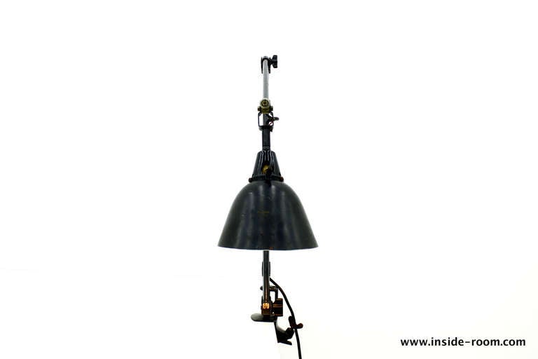 Midgard Table Lamp Model 114 by Curt Fischer, Bauhaus, 1930s In Good Condition For Sale In Frankfurt / Dreieich, DE