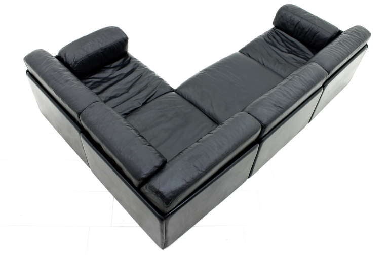 Black Leather Modular Sofa by De Sede, Switzerland In Excellent Condition In Frankfurt / Dreieich, DE
