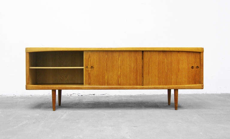 Sideboard by H.W. Klein for Bramin Danish Mid-Century Modern Oak Credenza In Good Condition In Berlin, DE