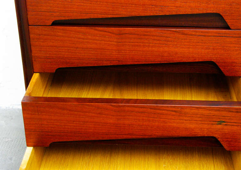 Sideboard by Edmoudo Palutari for Dassi Italy Teak credenza Mid Century Modern 4