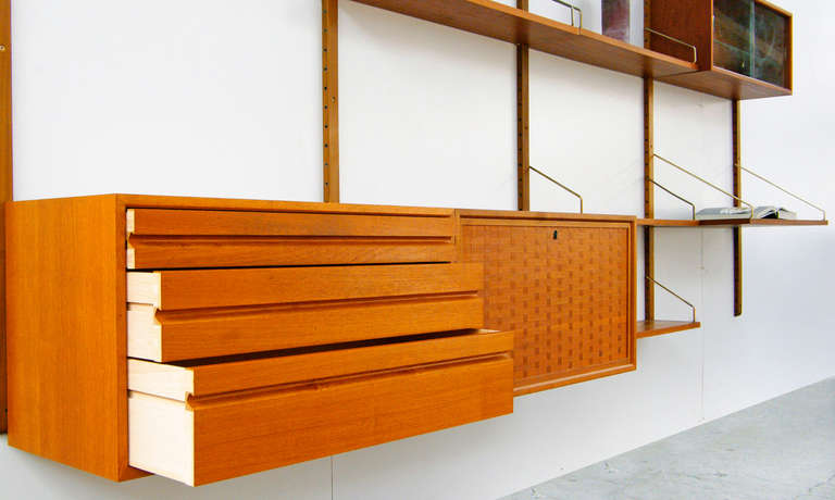 Mid-20th Century Wall Unit by Poul Cadovius 1958 Royal System Teak Cado, Mid Century