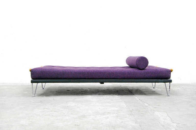 Daybed by Fred Ruf, 1951, Swiss Mid-Century Modern Design Sofa In Excellent Condition In Berlin, DE