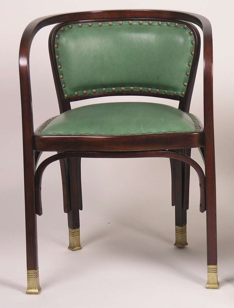 Austrian Pair of classic bentwood Armchair No. 715/F from Vienna c. 1900 For Sale