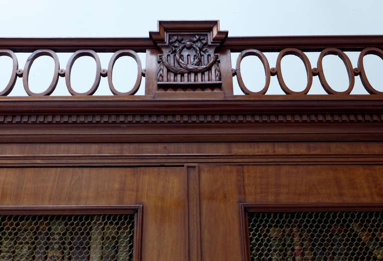 Fine and Impressive Late 18th Century Neoclassical Mahogany Library Bookcase For Sale 1